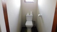 Guest Toilet - 2 square meters of property in Townview