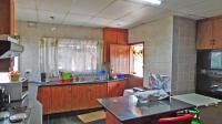 Kitchen - 34 square meters of property in Townview