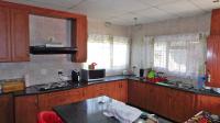Kitchen - 34 square meters of property in Townview