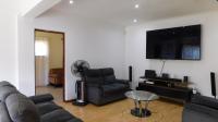 Lounges - 29 square meters of property in Caversham Glen