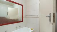 Bathroom 1 - 6 square meters of property in Ferndale - JHB