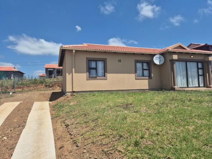 2 Bedroom House for Sale For Sale in Estcourt - MR623321