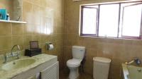 Main Bathroom - 7 square meters of property in Illovo Glen 