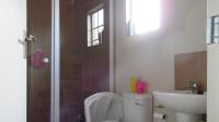 Main Bathroom - 4 square meters of property in Palm Ridge