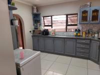 Kitchen of property in Hutten Heights