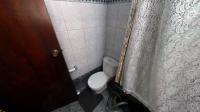 Bathroom 1 - 5 square meters of property in Bulwer (Dbn)