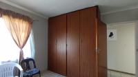 Bed Room 1 - 11 square meters of property in Silverton