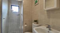 Bathroom 1 - 4 square meters of property in Lilianton