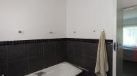 Main Bathroom - 5 square meters of property in The Orchards