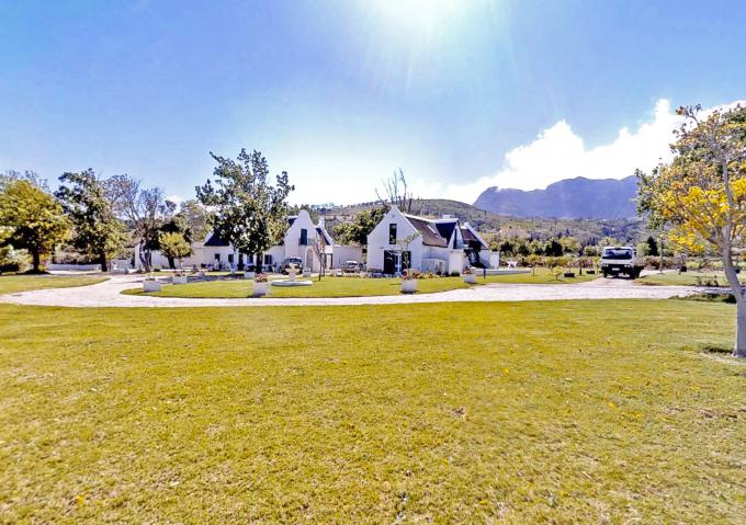 9 Bedroom Commercial for Sale For Sale in Paarl - MR624252