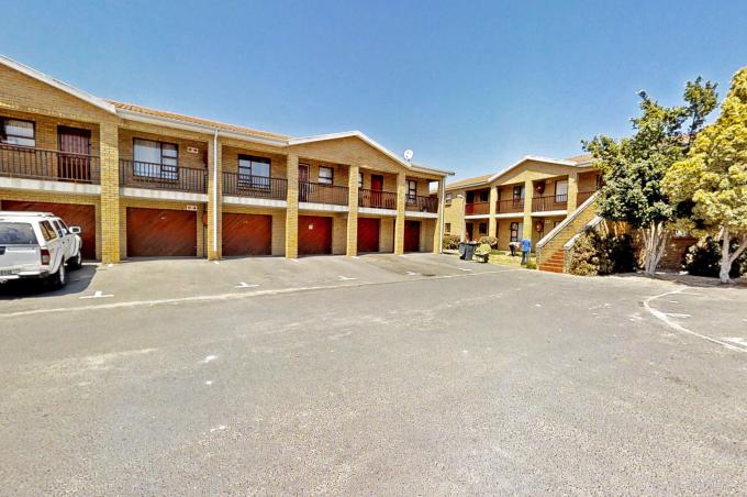 2 Bedroom Apartment for Sale For Sale in Paarl - MR624258