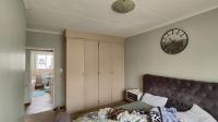 Bed Room 2 - 10 square meters of property in Terenure