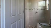 Bathroom 3+ - 4 square meters of property in Glenvista