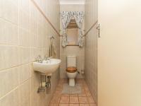Guest Toilet - 3 square meters of property in Wilropark
