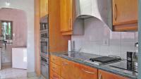 Kitchen - 14 square meters of property in Wilropark