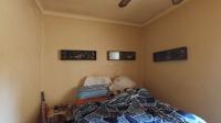 Bed Room 3 - 14 square meters of property in Rooihuiskraal