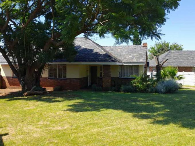 3 Bedroom House for Sale For Sale in Stilfontein - MR626174