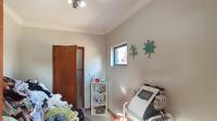 Staff Room - 12 square meters of property in Glenmarais (Glen Marais)