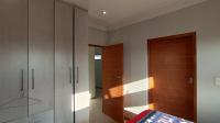 Bed Room 1 - 11 square meters of property in Glenmarais (Glen Marais)