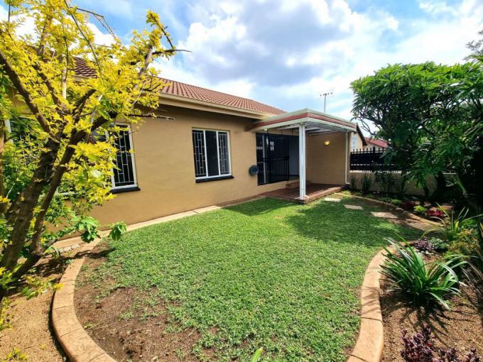 3 Bedroom Simplex for Sale For Sale in Garsfontein - MR628008