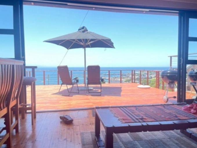 5 Bedroom House for Sale For Sale in Mossel Bay - MR628051