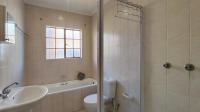 Bathroom 1 - 7 square meters of property in Greenstone Hill