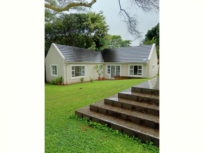 2 Bedroom House to Rent in Durban North  - Property to rent - MR629191