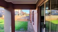 Patio - 8 square meters of property in Castleview