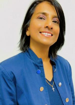 Photo of Roshini Naidoo