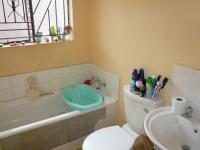 Bathroom 1 - 5 square meters of property in Lotus Gardens