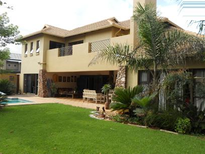 4 Bedroom House for Sale and to Rent For Sale in Zwartkops Golf Estate - Private Sale - MR029751