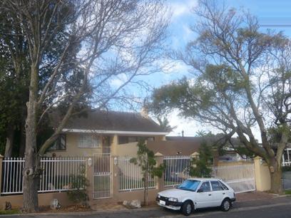 3 Bedroom House for Sale For Sale in Parow Central - Private Sale - MR05243