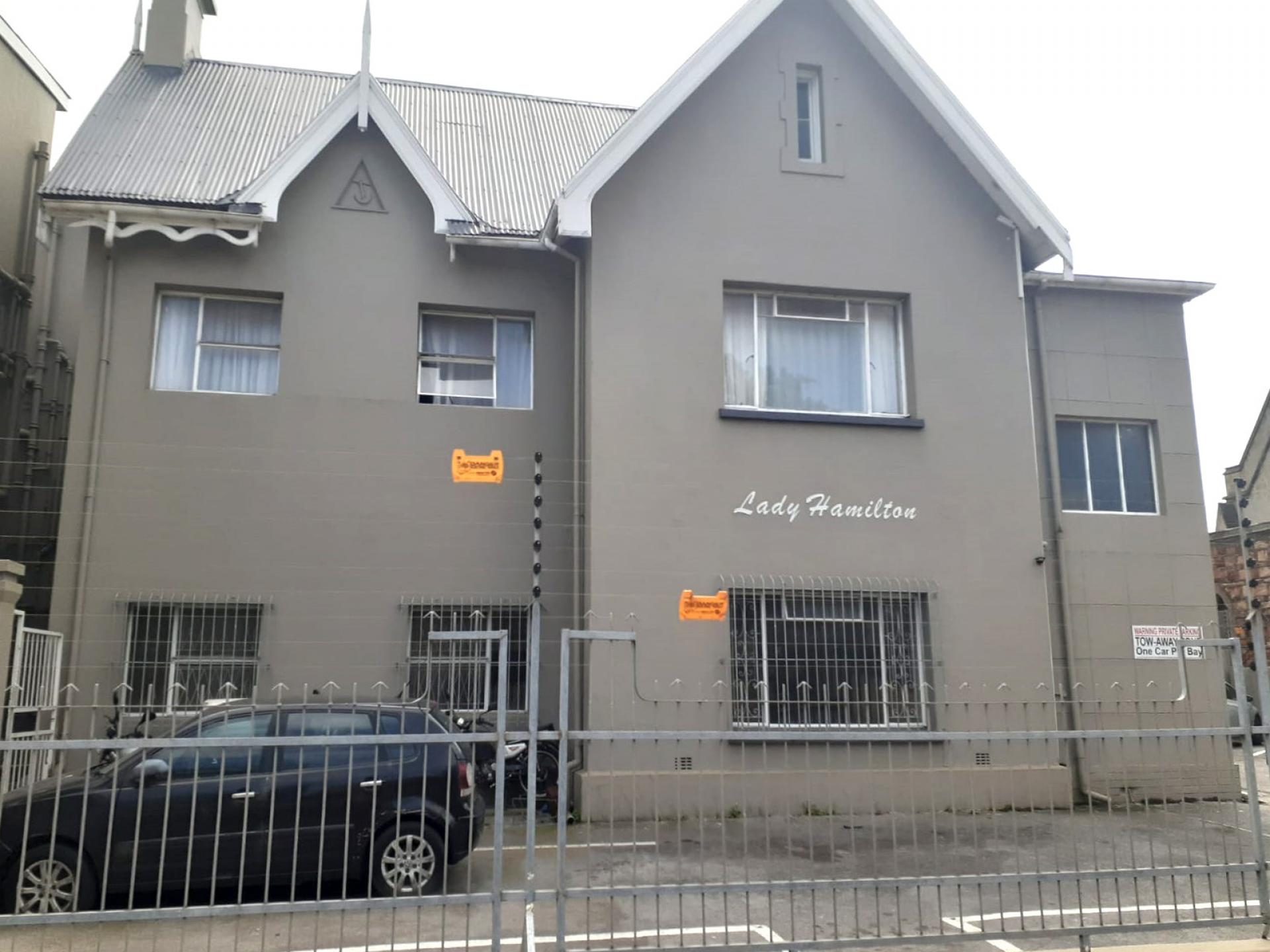 Front View of property in Port Elizabeth Central