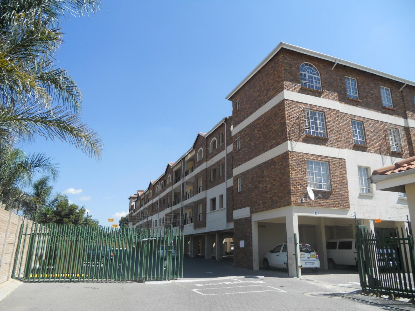 Front View of property in Boksburg