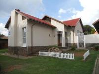 3 Bedroom 2 Bathroom House for Sale for sale in Roodepoort West