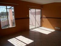 Lounges - 20 square meters of property in Dalpark