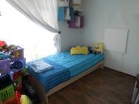 Bed Room 1 - 9 square meters of property in Castleview