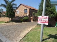 2 Bedroom 2 Bathroom Sec Title for Sale for sale in Wilgeheuwel 