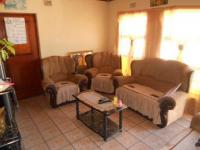 Lounges - 21 square meters of property in Belhar