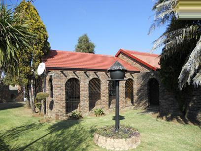 4 Bedroom House for Sale For Sale in Bronkhorstspruit - Private Sale - MR074354