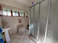 Bathroom 1 of property in Pennington