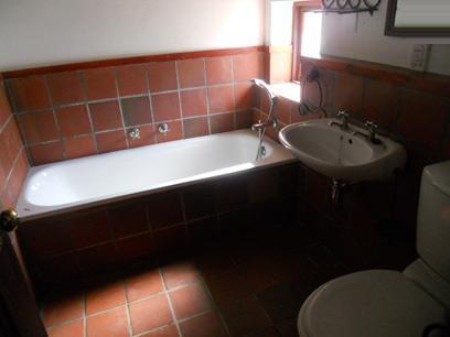 Main Bathroom - 5 square meters of property in Witsand