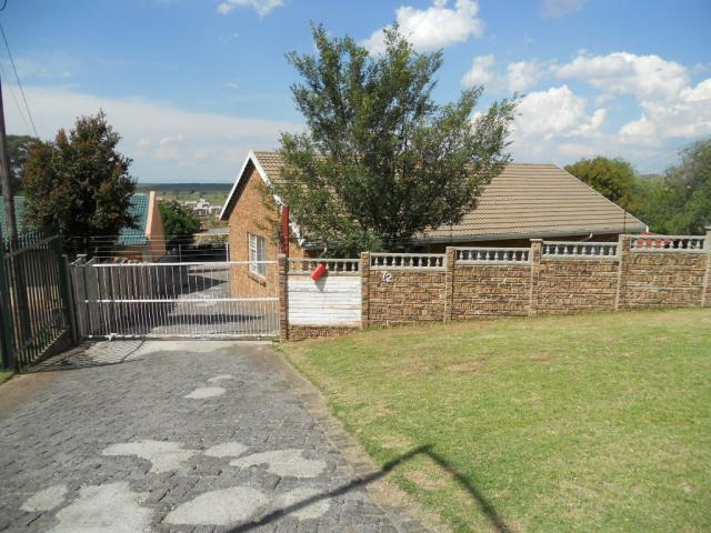 Front View of property in Noordheuwel