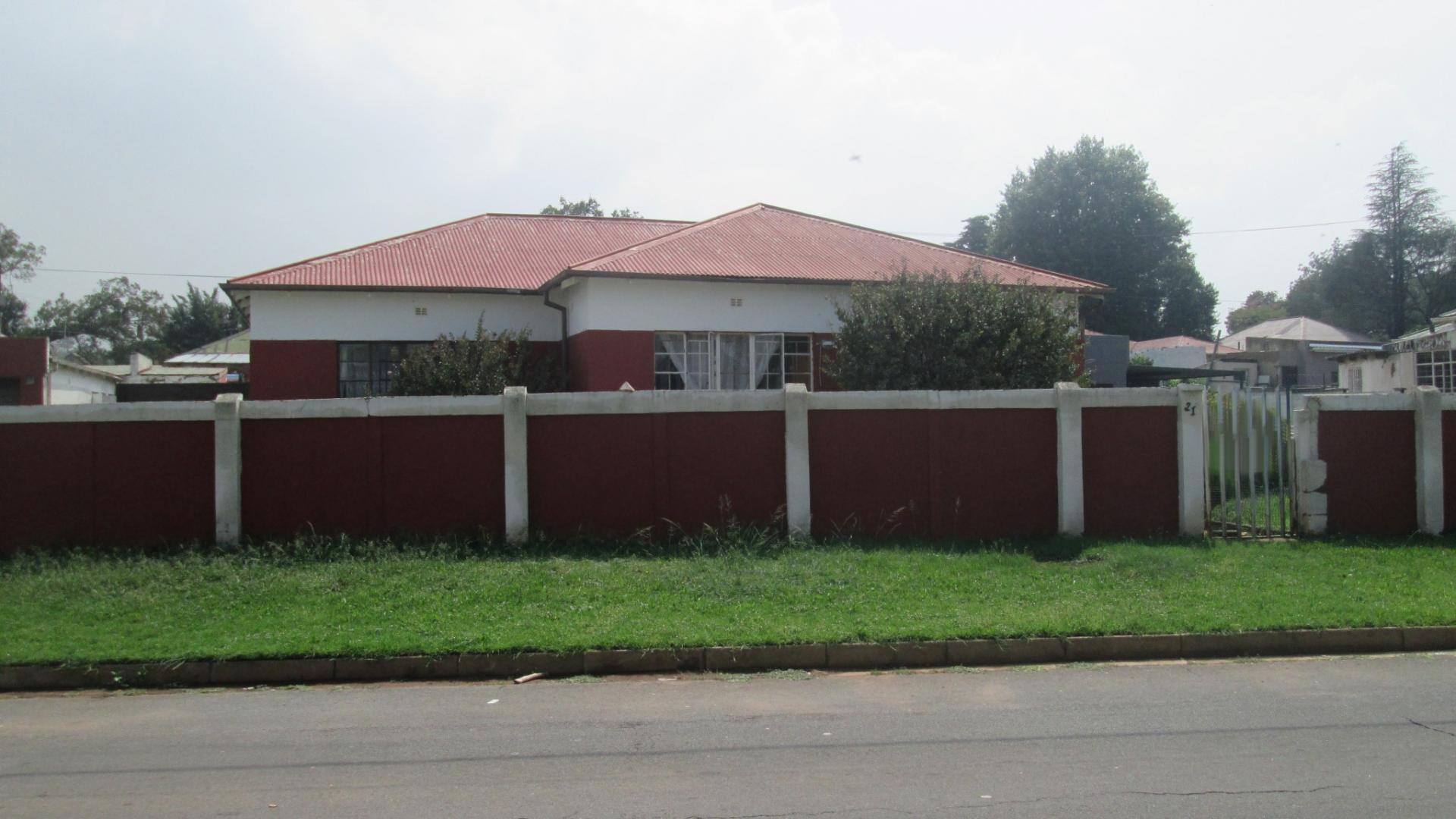 Front View of property in Florida