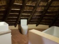 Main Bathroom - 10 square meters of property in Ennerdale