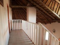 Spaces - 72 square meters of property in Ennerdale