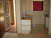 Kitchen - 6 square meters of property in Glenmarais (Glen Marais)