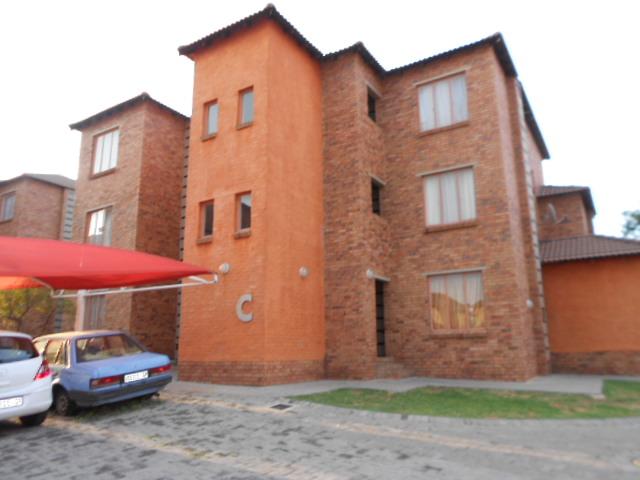 2 Bedroom Apartment for Sale and to Rent For Sale in Birchleigh - Home Sell - MR080796