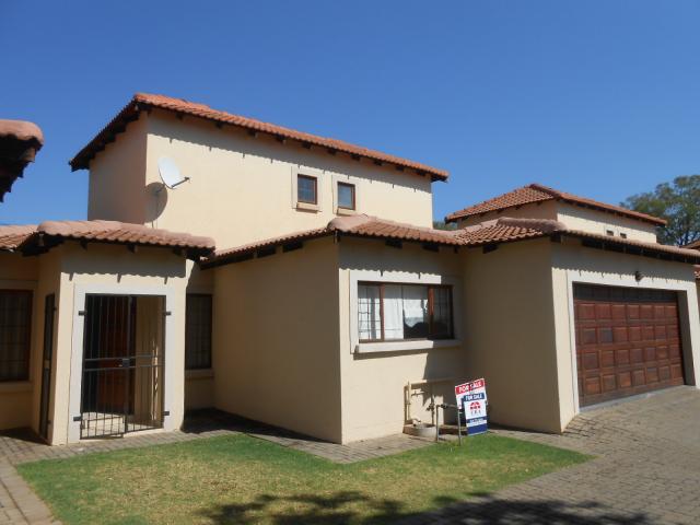 3 Bedroom Duet for Sale For Sale in Pretoria North - Home Se