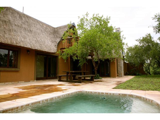 3 Bedroom House for Sale For Sale in Hoedspruit - Home Sell - MR089978